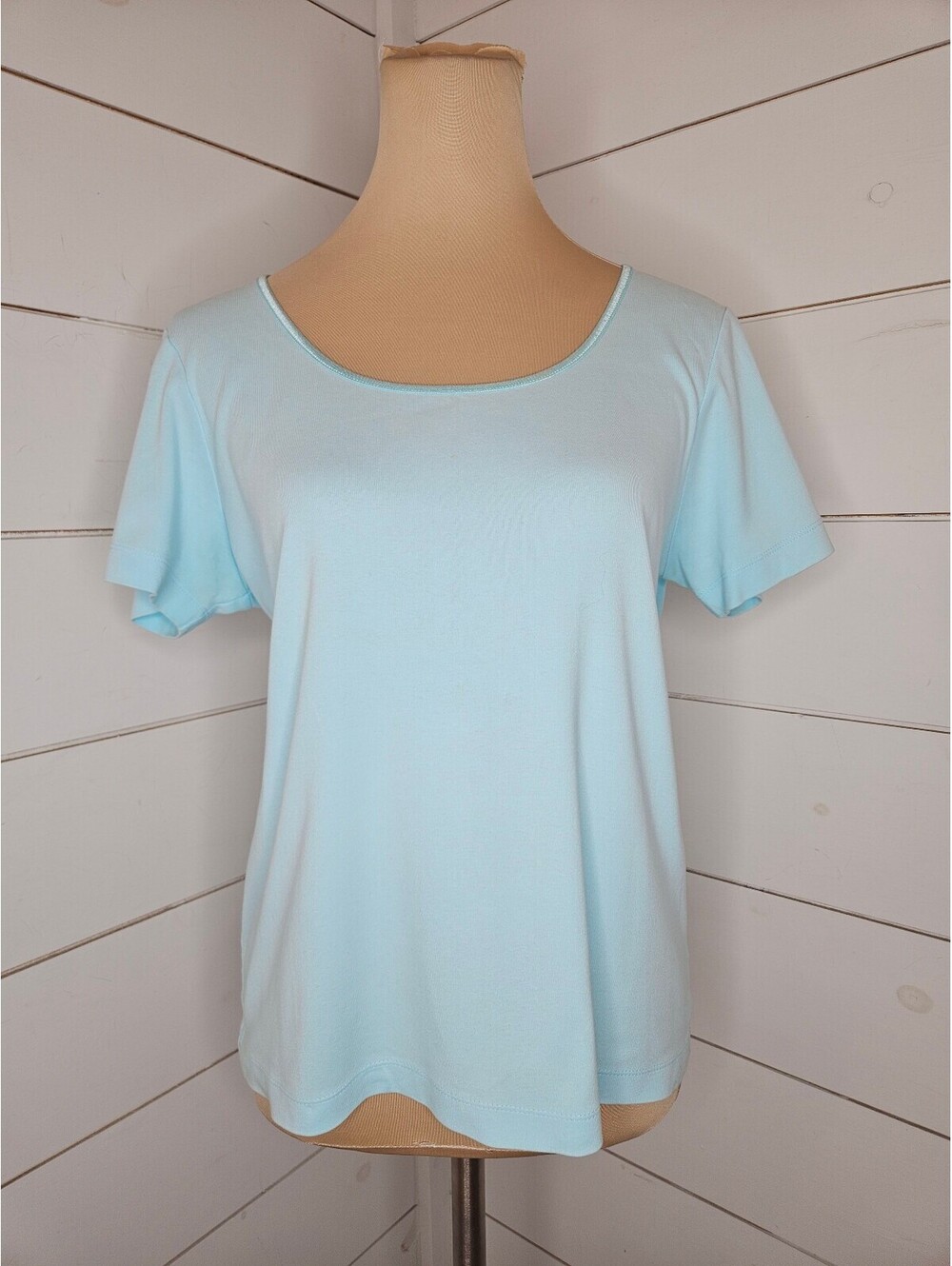 J. Jill medium blue cotton compassion tee shirt with blue trim